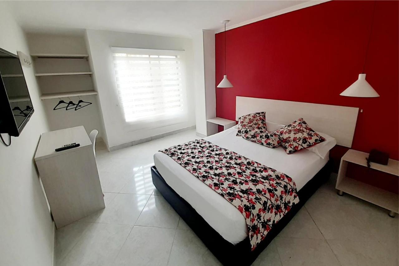 Santorini 70 * Medellín